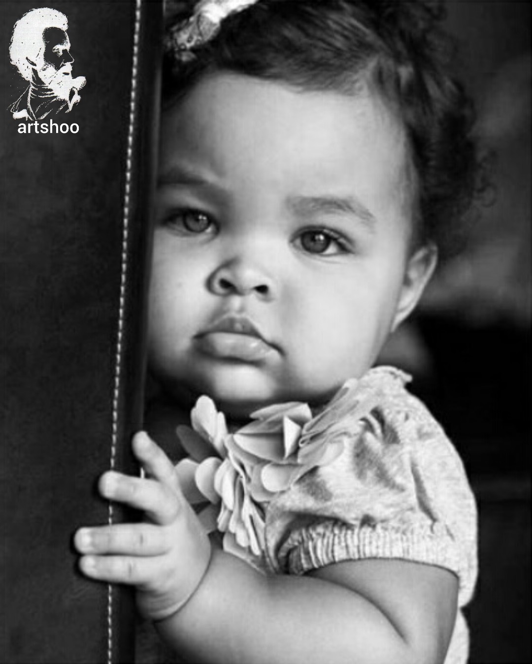 مدل کودک سیاه قلم